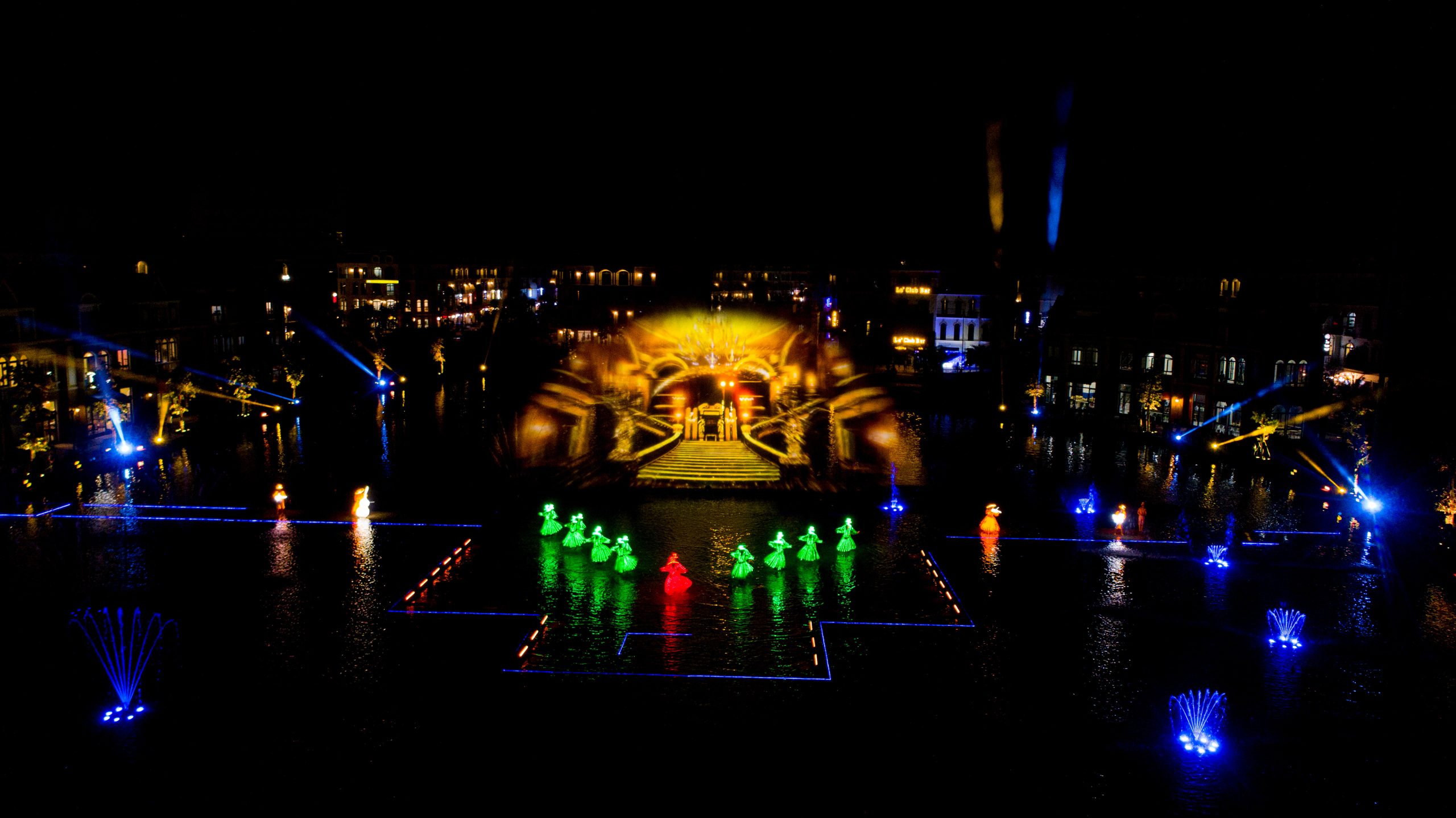 Celebrates its Growth in Europe-The Color of Venice