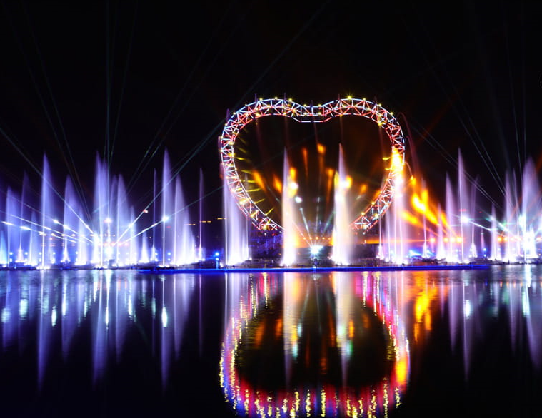 Phoenix Dance along the Silk Road